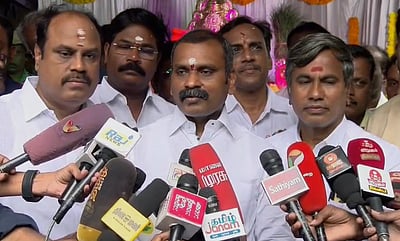 ஆர்எஸ்எஸ்ஸை பார்த்துக் கற்றுக்கொண்ட பிறகு விஜய் விமர்சிக்கட்டும்: எல். முருகன்