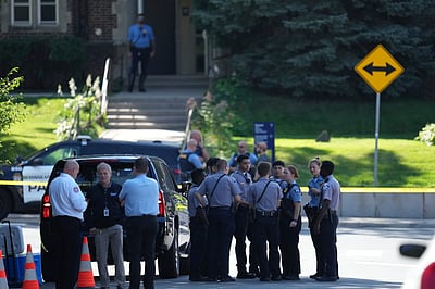 அமெரிக்க பள்ளியில் துப்பாக்கிச் சூடு! 2 குழந்தைகள் பலி; 17 பேர் படுகாயம்!