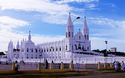 வேளாங்கண்ணி பேராலய ஆண்டுப் பெருவிழா:
நாகப்பட்டினத்துக்கு சிறப்பு ரயில்