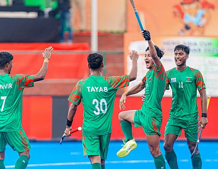 ஆசியக் கோப்பை ஹாக்கி:
நடப்பு சாம்பியன் கொரியாவை வீழ்த்தியது மலேசியா, வங்கதேசமும் வெற்றி