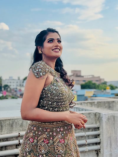 வண்ணக் கனவுகள்... சங்கவி!  