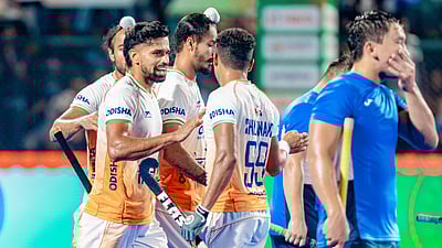 இந்தியா ‘ஹாட்ரிக்’ வெற்றி