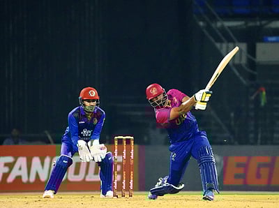 ரோஹித் சர்மாவின் சாதனையை முறியடித்த ஐக்கிய அரபு அமீரக கேப்டன்!