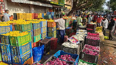 ஓணம் பண்டிகை: விமானம் மூலம் வெளிநாடுகளுக்கு பறக்கும் பூக்கள்!