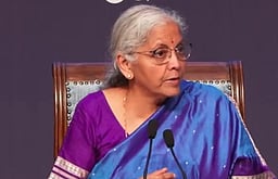 கலால் வரியைக் குறைத்ததன் காரணம் என்ன? நிர்மலா சீதாராமன் விளக்கம்!