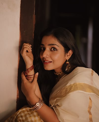 உத்ராடம்... ரஜிஷா விஜயன்!