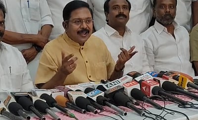 நான் பிரதீப் ஜான் கிடையாது; செங்கோட்டையன் கெடு குறித்து டிடிவி தினகரன் பதில்