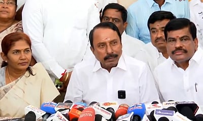 எதிர்பாராதது, ஆனாலும் மகிழ்ச்சியே! பொறுப்பு பறிப்பு பற்றி செங்கோட்டையன்!