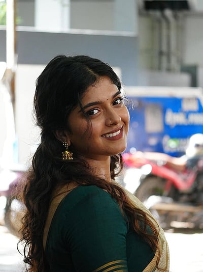 நூற்றுக்கு நூறு அவ... ரேவதி சர்மா!