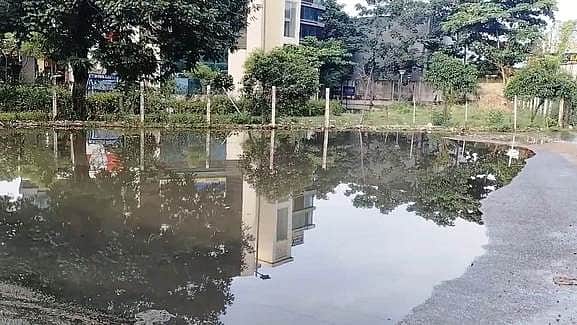 கழிவுநீா், திடக்கழிவுகளைக் கொட்டுவதால் ஈர நிலங்கள் பாதித்து வெள்ள அபாயம்: 
வனத் துறை அதிகாரி எச்சரிக்கை