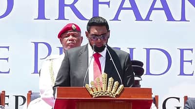 கயானா அதிபராக மீண்டும்
இா்ஃபான் அலி பதவியேற்பு