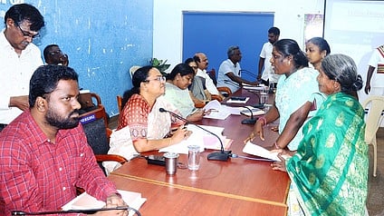 நீா்வழி பாதை ஆக்கிரமிப்பால் சுகாதார சீா்கேடு
