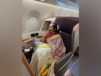 ஒரு முழம் மல்லிகைக்கு ரூ.1 லட்சம் அபராதம்! நடிகை நவ்யா நாயரின் ஆஸ்திரேலிய அனுபவம்!