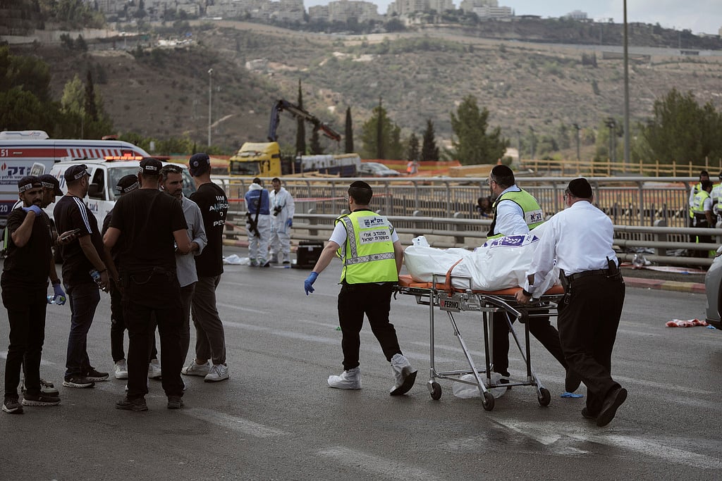 ஜெருசலேமில் பயங்கரவாத தாக்குதல்: 6 பேர் பலி! பிரதமர் மோடி கடும் கண்டனம்!