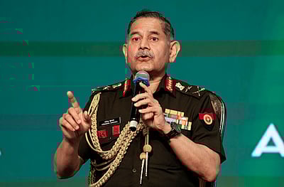 ஆளில்லா விமான செயல்திறனில் கவனம்: ராணுவ தலைமைத் தளபதி வலியுறுத்தல்