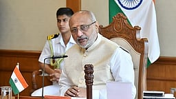 நேபாள விபத்தில் உயிரிழந்தவா்களுக்கு
குடியரசுத் துணைத் தலைவா் இரங்கல்