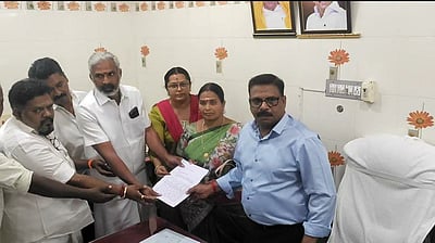 கம்பம் நகர்மன்ற தலைவர், துணைத்தலைவர் மீது நம்பிக்கை இல்லா தீர்மானம்!