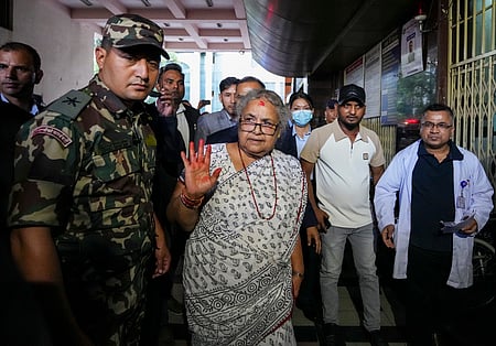 வன்முறைப் போராட்டத்தில் ஈடுபட்டவா்கள் மீது கடும் நடவடிக்கை: நேபாள இடைக்கால பிரதமா்!