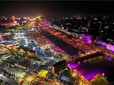 கின்னஸ் சாதனை படைக்குமா அயோத்தி தீபோற்சவம்? சரயு நதிக்கரையில் 26 லட்சம் விளக்குகள்