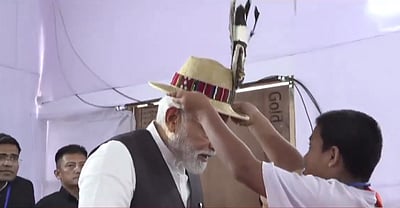 மணிப்பூரில் பிரதமர் மோடி!