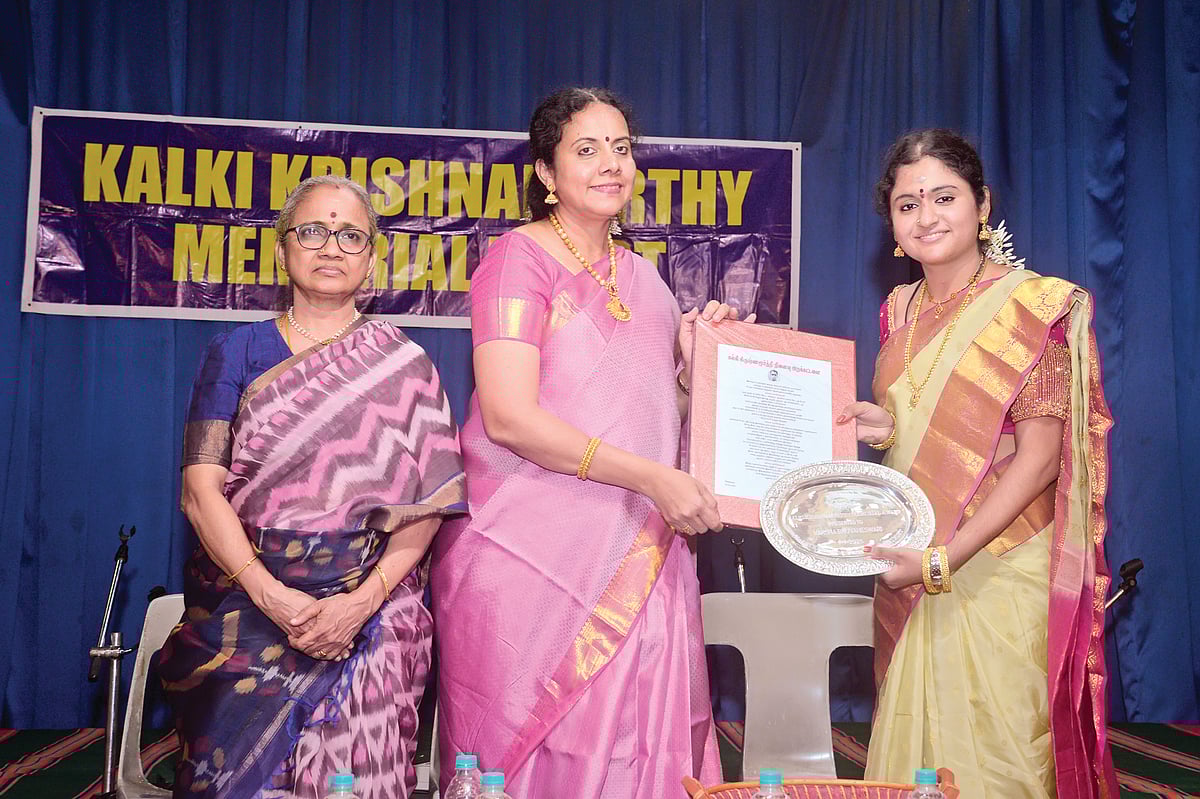 இளைய தலைமுறையினரையும் கவரும் கலை!