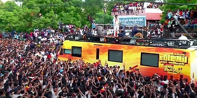 கரூர் பலி: நீதிமன்றம் விசாரிக்க தவெக கோரிக்கை?