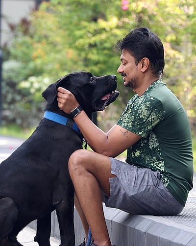 ரெளடி டைம்... உதயநிதி!