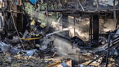 ரஷிய கச்சா எண்ணெய் நிலையம் மீது உக்ரைன் தாக்குதல்