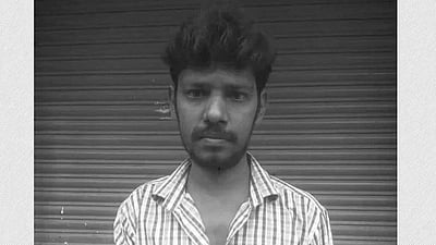 ஆம்பூர் தேசிய நெடுஞ்சாலையில்  இளைஞர் சடலம்! கொலையா? தற்கொலையா?