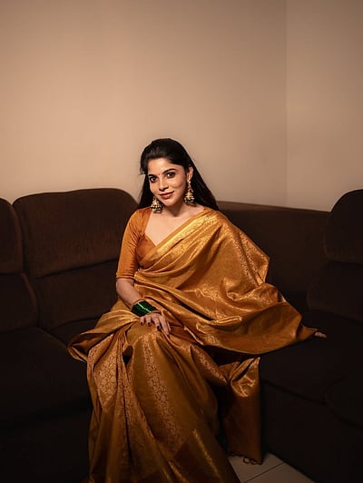 கோல்டன்... திவ்ய பாரதி!