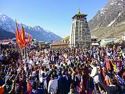 சார்தாம் யாத்திரைக்கு 20 லட்சம் எல்பிஜி சிலிண்டர்கள் தேவை: அதிகாரி தகவல்!