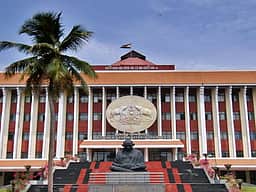 பிஎம்ஸ்ரீ திட்டம்: கேரள பேரவையில் கடும் விவாதம்