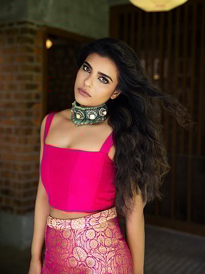 பட்டுப் பூவே... ஐஸ்வர்யா ராஜேஷ்!