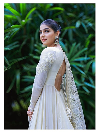 ஜென் ஸீ தேவதை... அனஸ்வரா!