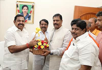இபிஎஸ்ஸுடன் நயினார் நாகேந்திரன் சந்திப்பு!