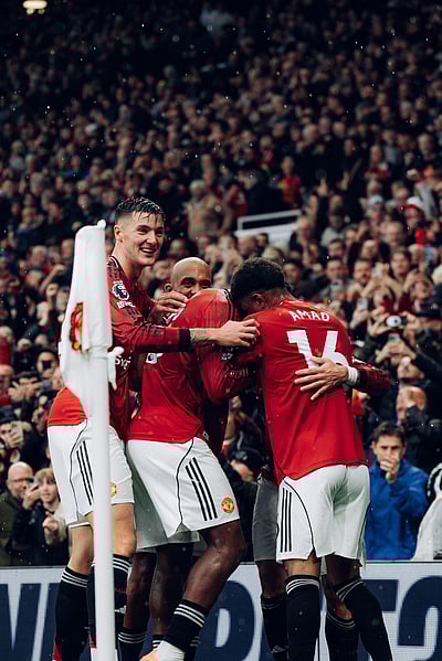 பிரீமியா் லீக் கால்பந்து: செல்ஸியை வென்ற மான்செஸ்டா் யுனைடெட்!