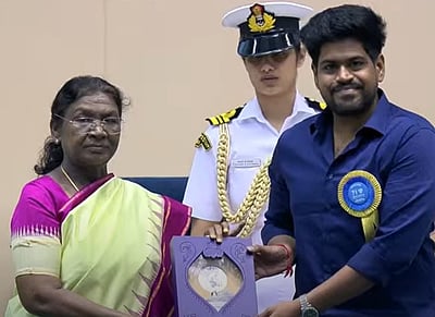 தேசிய விருது பெற்ற பார்க்கிங் பட இயக்குநர், தயாரிப்பாளர்!