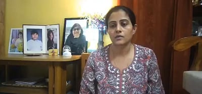 தில்லி பள்ளி வளாகத்தில் 10 வயது மாணவி மர்ம மரணம்! 18 நாளாகியும் எப்ஐஆர்கூட இல்லை; தாய் கதறல்!