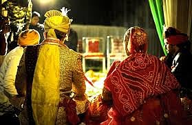 அநாகரிகத்தின் அடையாளம்! 