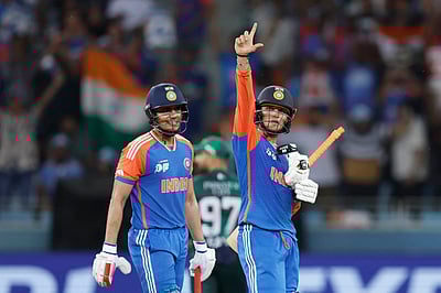 900 புள்ளிகளைக் கடந்த அபிஷேக் சர்மா..! டி20 தரவரிசையில் கோலி, சூர்யா சாதனை சமன்!