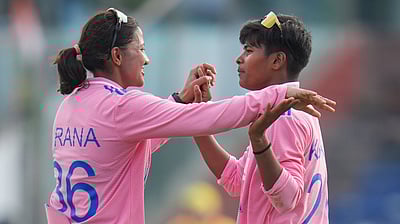 பயிற்சி ஆட்டத்தில் வேகப் பந்துவீச்சாளருக்கு காயம்; இந்திய அணிக்கு பின்னடைவா?