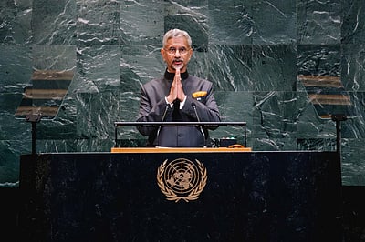 அமெரிக்க வரி விதிப்பு எதிரொலி: 
பன்முக வா்த்தக அமைப்பை பிரிக்ஸ் பாதுகாக்க வேண்டும் -எஸ்.ஜெய்சங்கா்