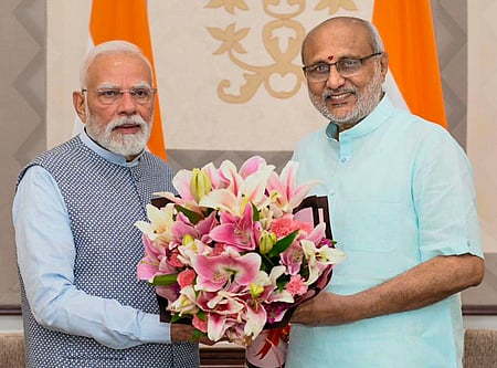 பிரதமா் மலேசியாவில் தமிழ் கலாச்சாரத்தை புகழ்ந்தது மகிழ்ச்சி - குடியரசு துணைத் தலைவா்