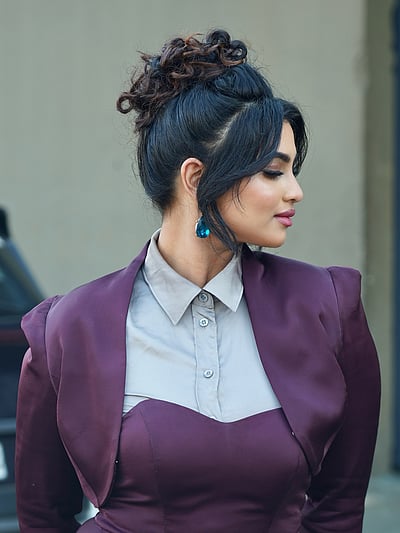 ஒய்யாரம்... ஷிவானி!