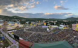 திருமலையில் 69,649 பக்தா்கள்தரிசனம்