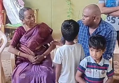 உயிரிழந்தவா்களின் குடும்பத்தினரிடம் ஒரு நபா் ஆணைய தலைவா் விசாரணை