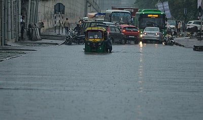 தில்லியில் கனமழை - புகைப்படங்கள்