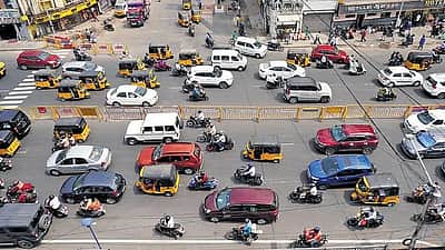 பெங்களூரில் காரில் தனியாக பயணித்தால் வரி விதிப்பா?
