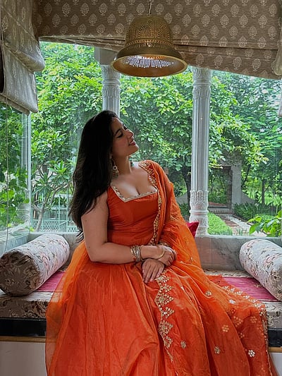 தசரா ஸ்பெஷல்.... நிகிதா சர்மா!