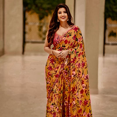 தசரா வாழ்த்துகள்... ஐஸ்வர்யா ராஜேஷ்!